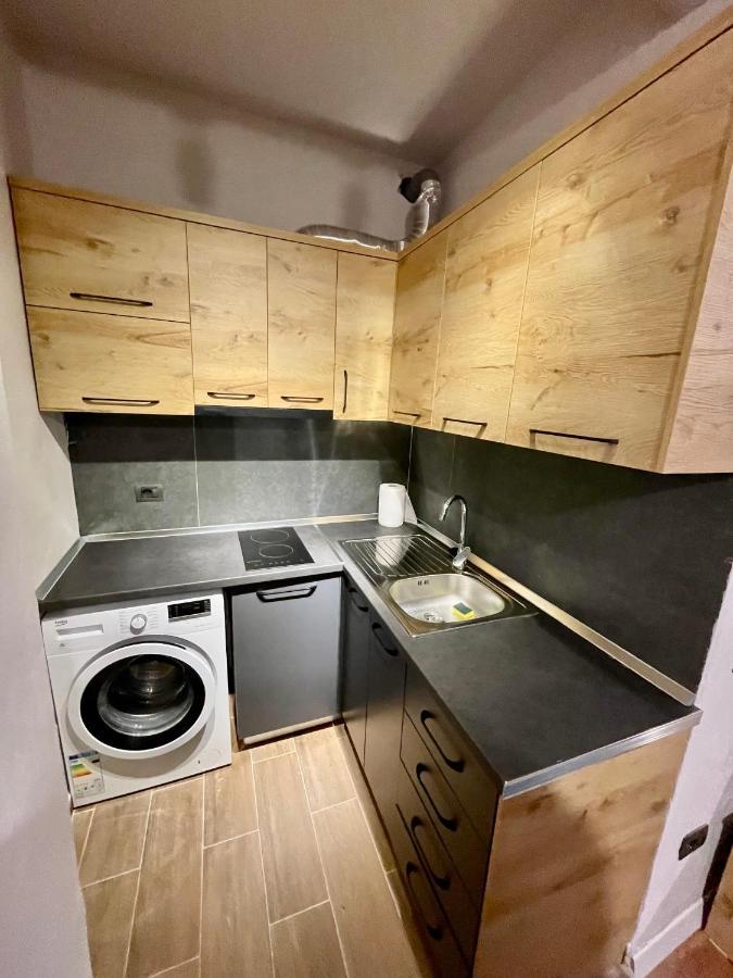 Keon Superb Studio Apartament Tirana Eksteriør billede
