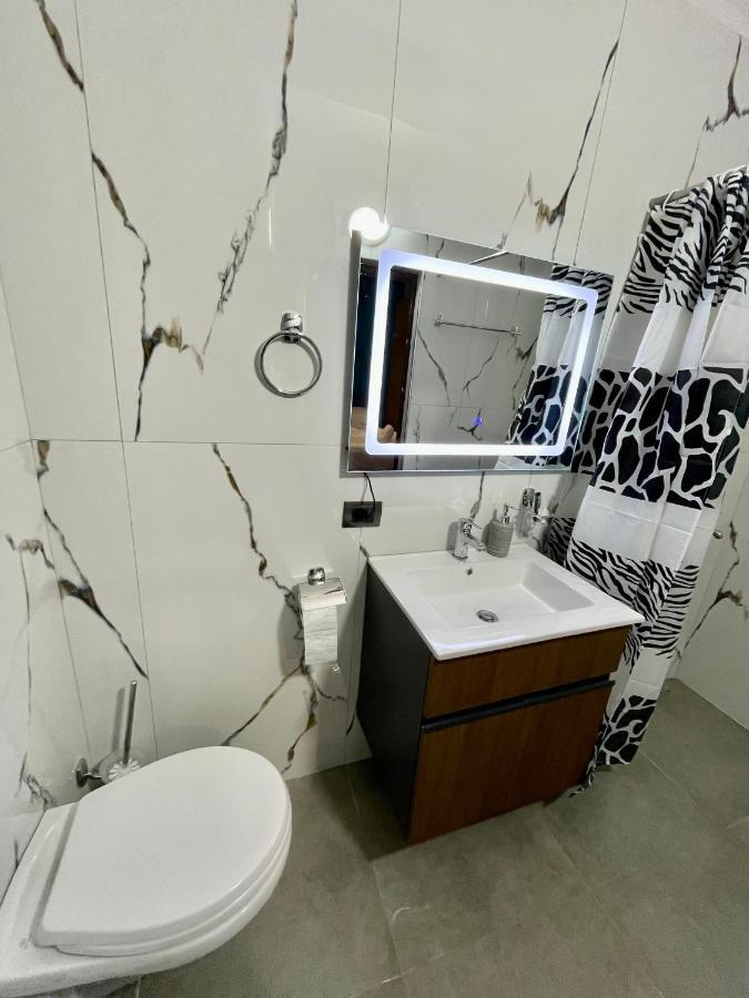Keon Superb Studio Apartament Tirana Eksteriør billede